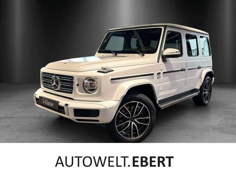 Gebraucht Mercedes G500 AMG line 421 PS (309 kW) 2024 Manufaktur opalithweiß magno SUV