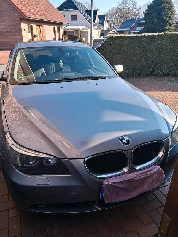 Gebraucht BMW 525 177 PS (130 kW) 2005 Silber Limousine