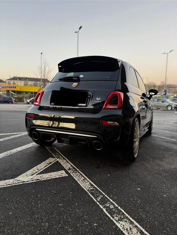 Gebraucht Abarth 695 Esseesse 180 PS (132 kW) 2020 Schwarz Kleinwagen