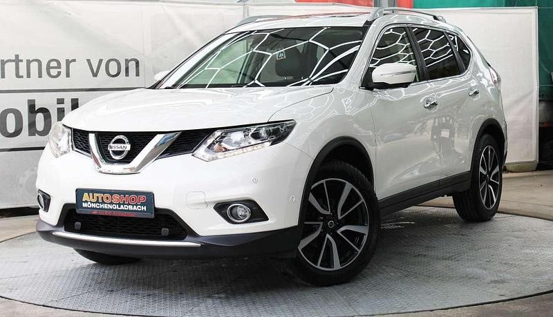 Weiß Gebraucht 2016 Nissan X-Trail 360º SUV | 14.450 € (Fairer Preis) - Bild 1/3