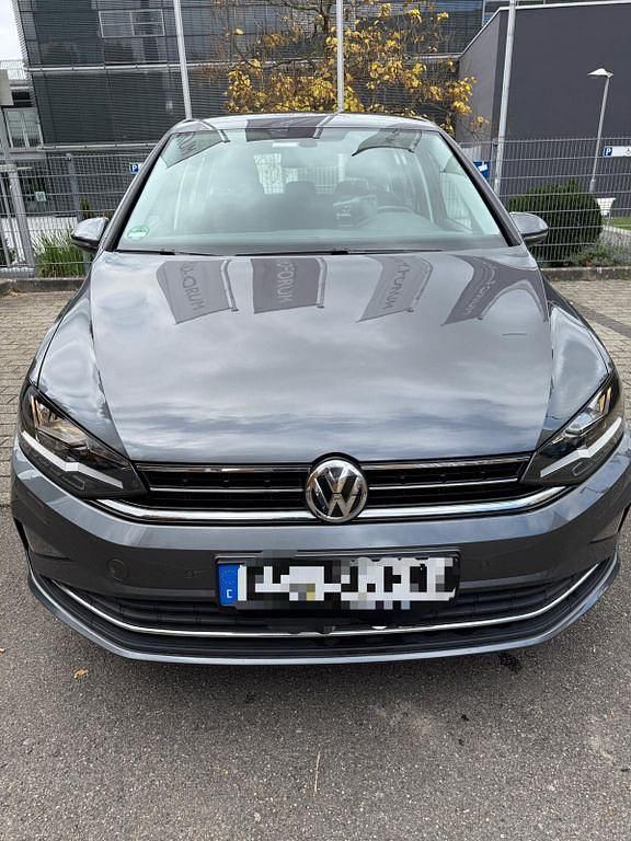 Grau Gebraucht 2019 VW Golf Sportsvan Comfortline Van / Kleinbus | 16.500 € (Fairer Preis) - Bild 1/4