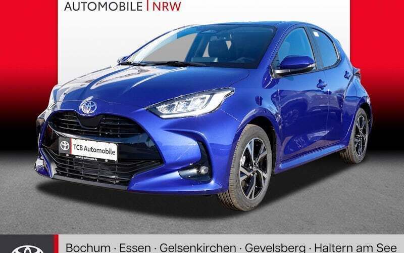 Blau Neu 2025 Toyota Yaris Hybrid Club Limousine | 26.589 € (Fairer Preis) - Bild 1/4