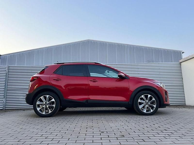 Gebraucht Kia Stonic Vision 120 PS (88 kW) 2018 Rot SUV