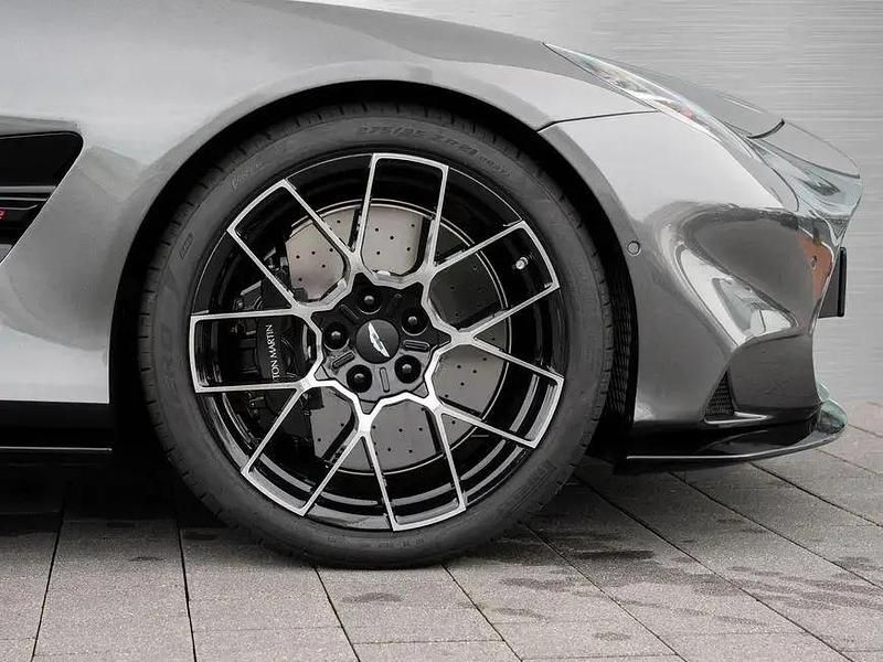 Neu Aston Martin Vanquish 835 PS (614 kW) 2025 Grau