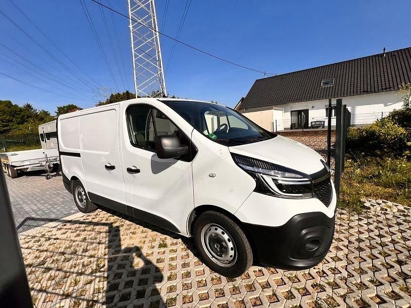 Gebraucht Renault Trafic 145 PS (106 kW) 2020 Weiß Van / Kleinbus