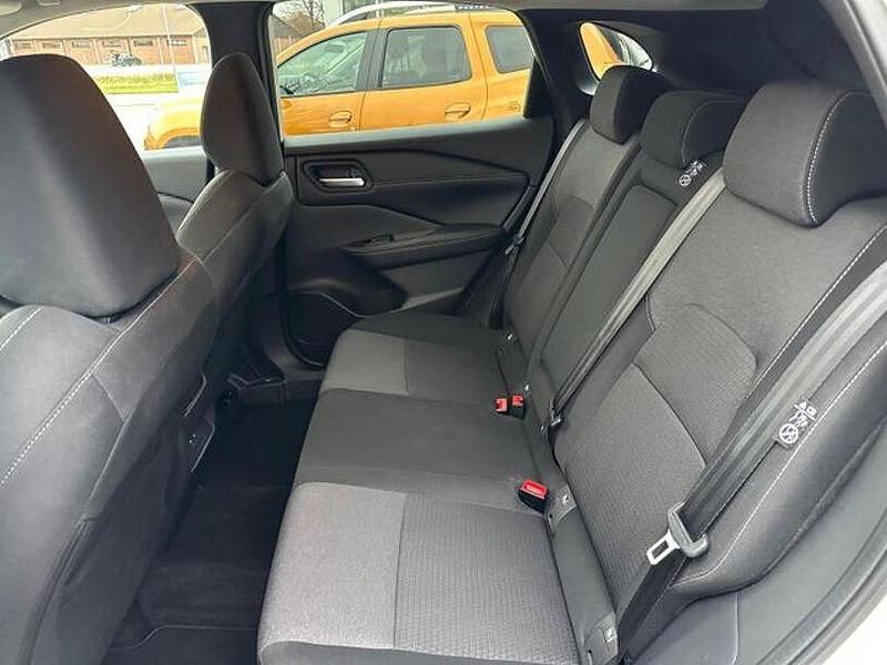 Gebraucht Nissan Qashqai N-Connecta 140 PS (102 kW) 2022 Weiß SUV