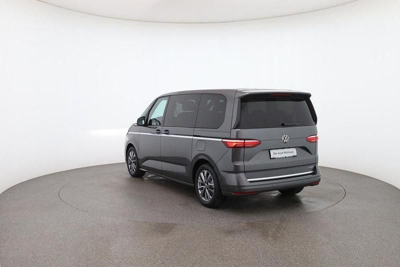 Usata VW Multivan Style 150 CV (110 kW) 2024 Grigio Monovolume