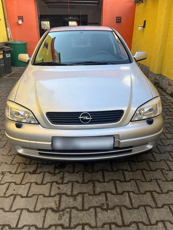 Gebraucht Opel Astra 84 PS (61 kW) 2001 Grau Limousine