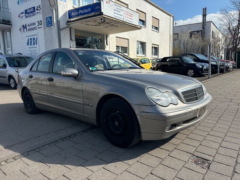 Silber Gebraucht 2003 Mercedes C200 Limousine | 1.550 € (Superpreis) - Bild 1/4