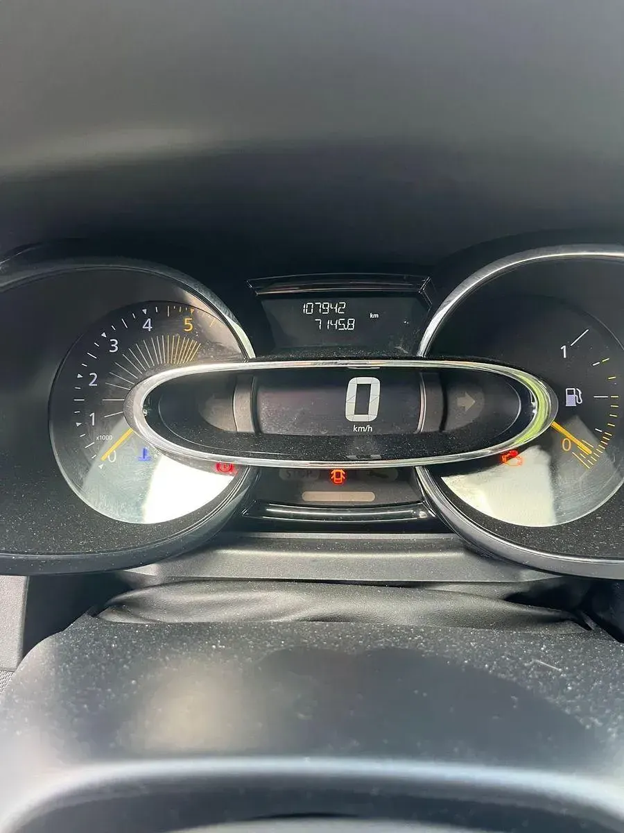 Gebraucht Renault Clio IV 75 PS (55 kW) 2014 Schwarz Kleinwagen