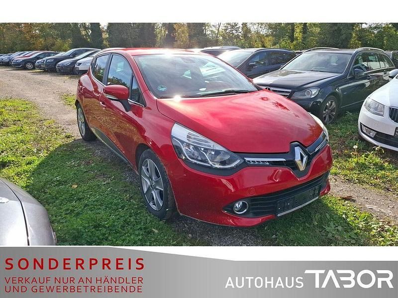 Gebraucht Renault Clio IV Luxe 120 PS (88 kW) 2015 Feuerrot Kleinwagen