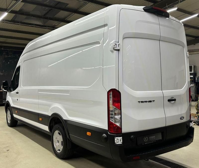 Gebraucht Ford Transit Trend+ 131 PS (96 kW) 2024 Weiß Van / Kleinbus