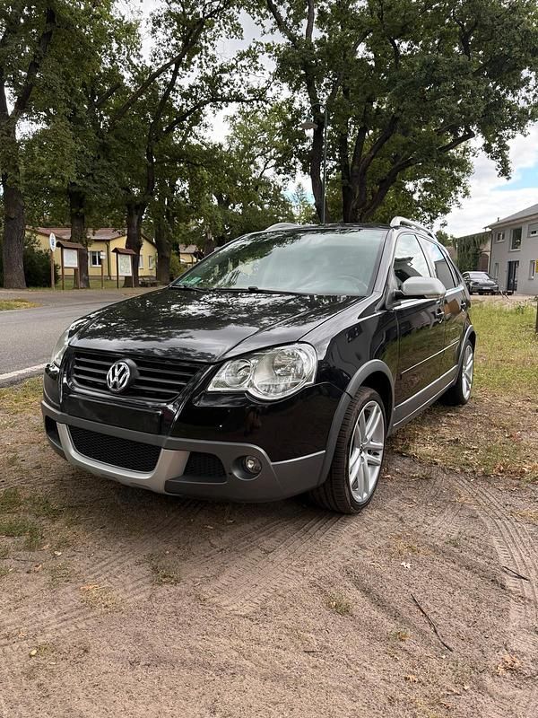 Schwarz Gebraucht 2009 VW Polo Cross Kleinwagen | 4.200 € (Superpreis) - Bild 1/4