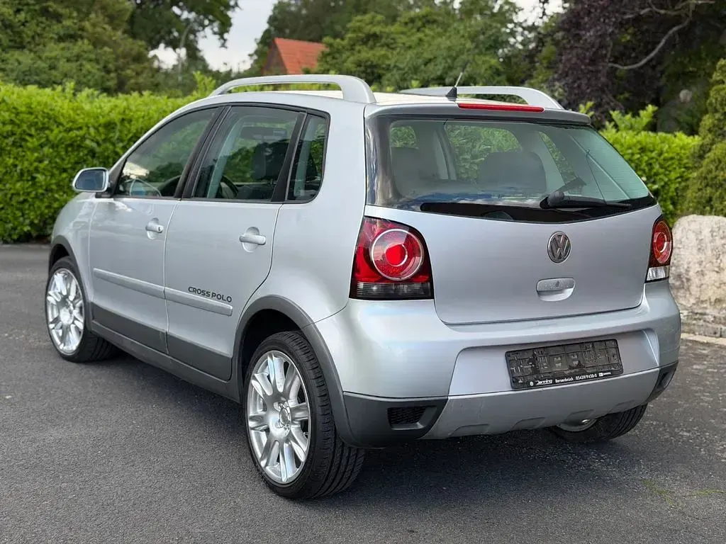 Gebraucht VW Polo Cross 101 PS (74 kW) 2006 Silber Kleinwagen