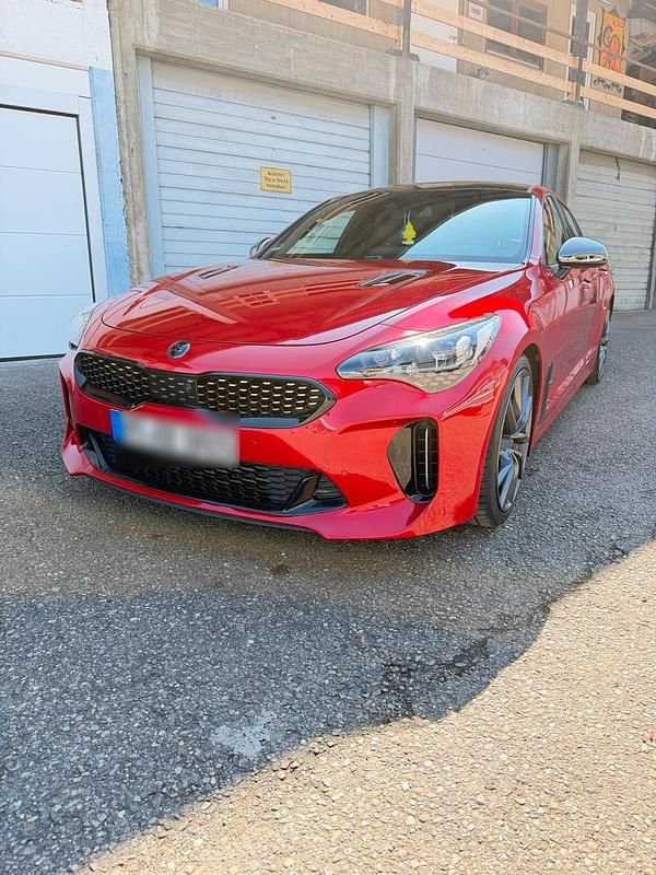 Second-hand Kia Stinger GT 2017 Roșu Hatchback