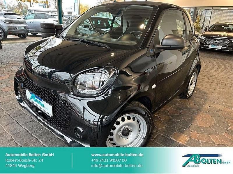 Schwarz Gebraucht 2023 Smart ForTwo Coupé Kleinwagen | 11.790 € (Fairer Preis) - Bild 1/4