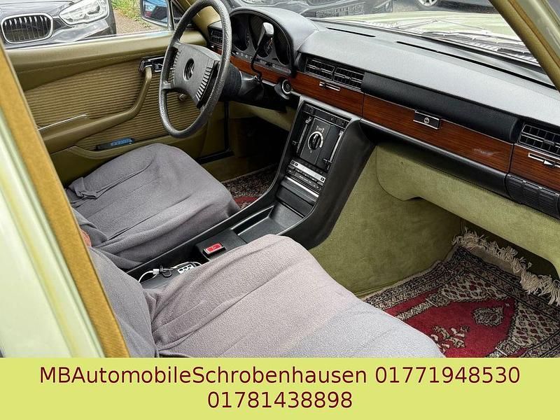 Gebraucht Mercedes 280 156 PS (114 kW) 1976 Grün Limousine