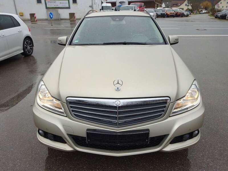 Beige Gebraucht 2011 Mercedes C180 Kombi | 4.999 € (Fairer Preis) - Bild 1/4