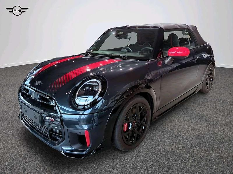 Grau Gebraucht 2024 Mini John Cooper Works Cabriolet Cabrio | 44.581 € (Teuer) - Bild 1/4