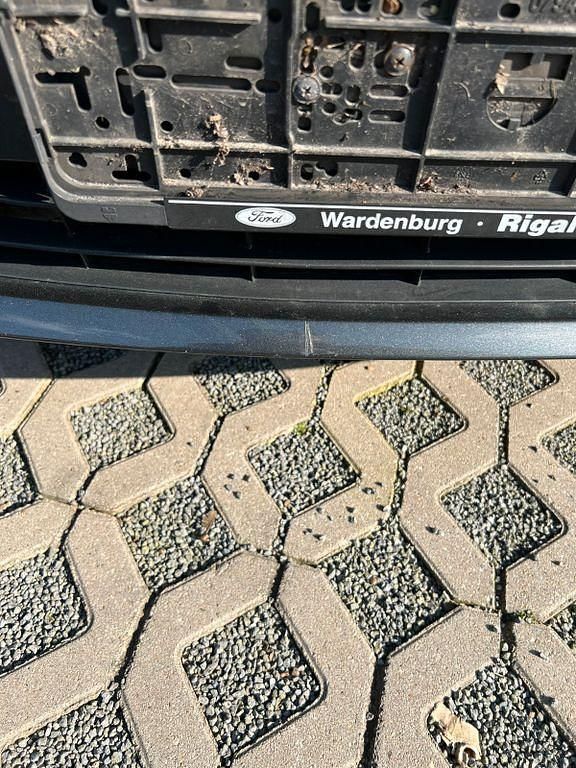 Gebraucht Ford Fiesta Titanium 86 PS (63 kW) 2017 Grau Limousine