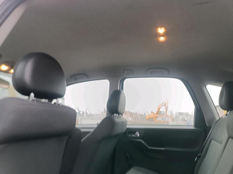 Gebraucht Opel Meriva 75 PS (55 kW) 2007 Schwarz Van / Kleinbus