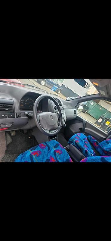 Gebraucht Mercedes Vito 110 PS (80 kW) 2001 Grau Van