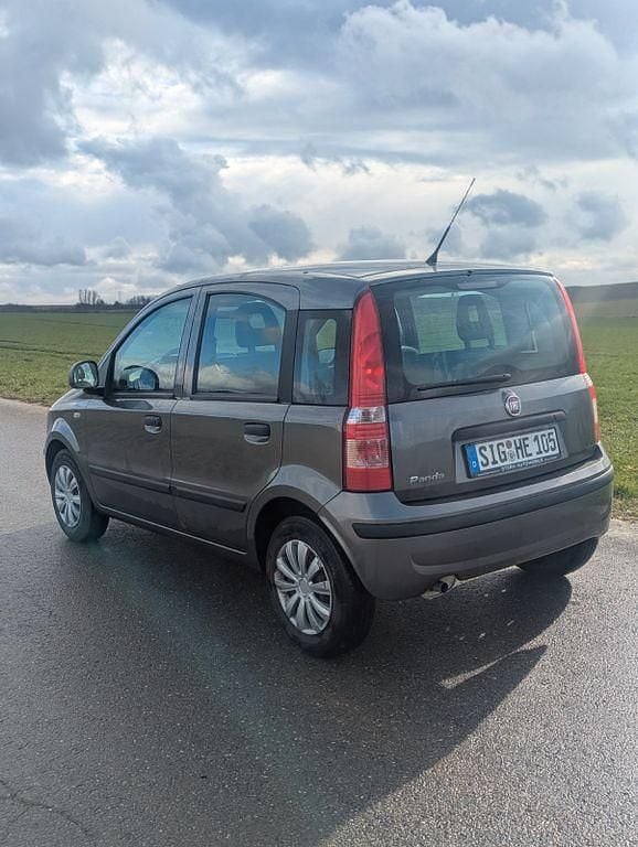 Gebraucht Fiat Panda 69 PS (50 kW) 2012 Grau Kleinwagen