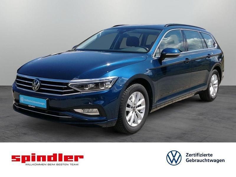 Aquamarinblau metallic Gebraucht 2022 VW Passat Business Kombi | 21.780 € (Fairer Preis) - Bild 1/3