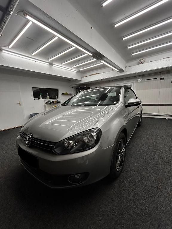 Gebraucht VW Golf Cabriolet Basis 140 PS (102 kW) 2012 Grau Cabrio