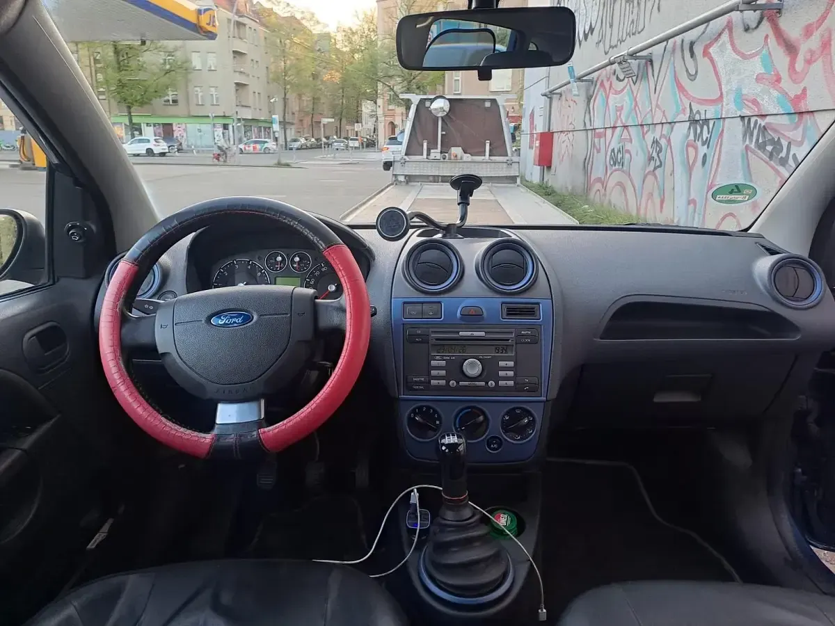 Gebraucht Ford Fiesta 2007 Blau Kleinwagen