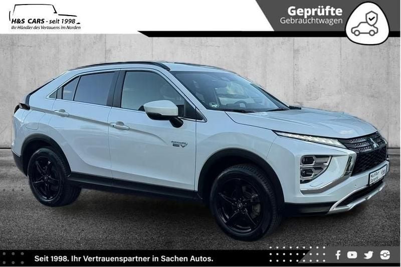 Weiß Gebraucht 2022 Mitsubishi Eclipse Cross Plus SUV | 19.850 € (Superpreis) - Bild 1/4