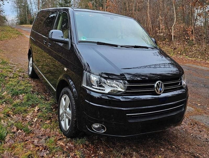 Gebraucht VW Multivan Highline 179 PS (131 kW) 2014 Schwarz Van