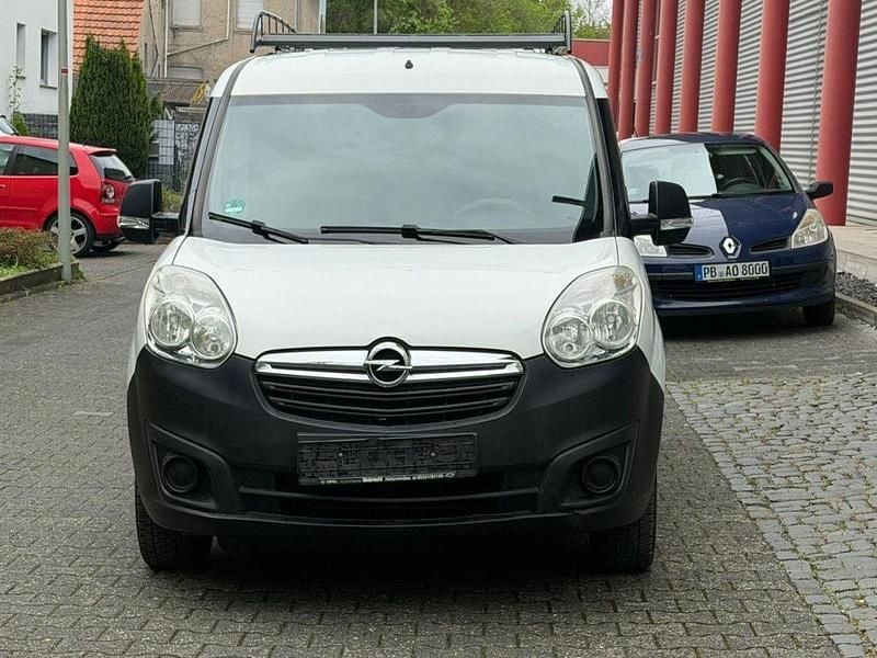 Second-hand Opel Combo 95 CP (69 kW) 2018 Alb Monovolum