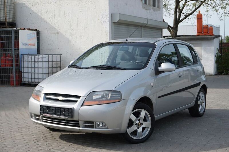 Silber Gebraucht 2005 Chevrolet Kalos SX Limousine | 800 € (Superpreis) - Bild 1/4