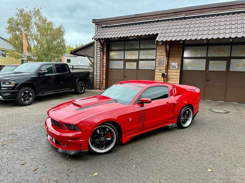 Rot Gebraucht 2012 Ford Mustang Premium Coupé | 23.900 € - Bild 1/4