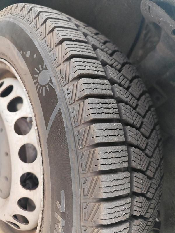 Usata VW Transporter 84 CV (61 kW) 2007 Bianco Furgone