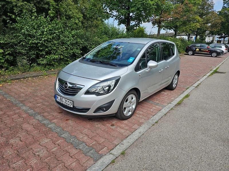 Silber Gebraucht 2011 Opel Meriva Van / Kleinbus | 4.600 € (Fairer Preis) - Bild 1/4