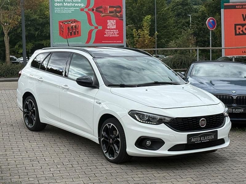 Weiß Gebraucht 2020 Fiat Tipo S Limousine | 9.990 € (Superpreis) - Bild 1/4