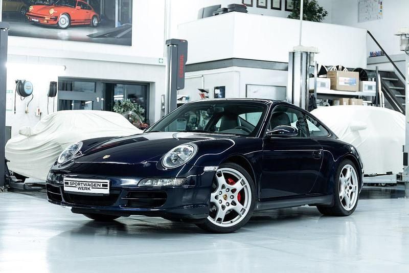 Blau Gebraucht 2004 Porsche 911 Carrera S Sport Coupé | 49.890 € (Fairer Preis) - Bild 1/4