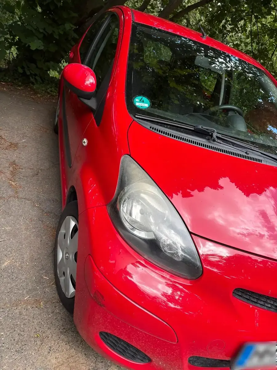 Gebraucht Toyota Aygo 2009 Rot Kleinwagen