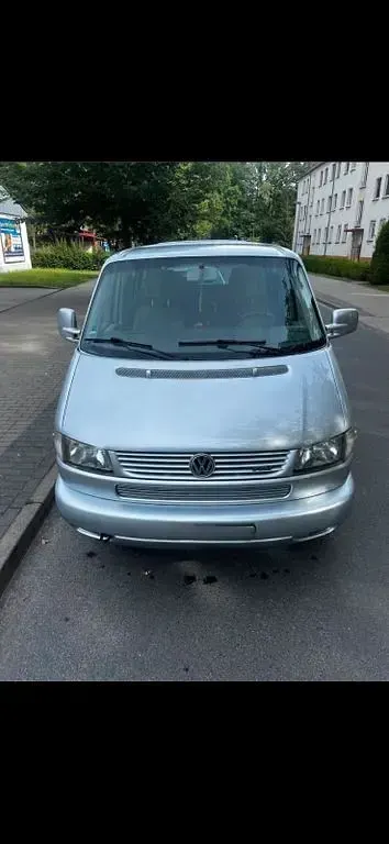 Gebraucht VW Multivan 102 PS (75 kW) 2001 Silber Van / Kleinbus