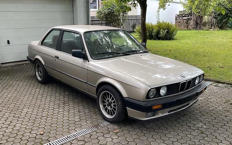Gold Gebraucht 1988 BMW 325 Basis Coupé | 9.999 € - Bild 1/4