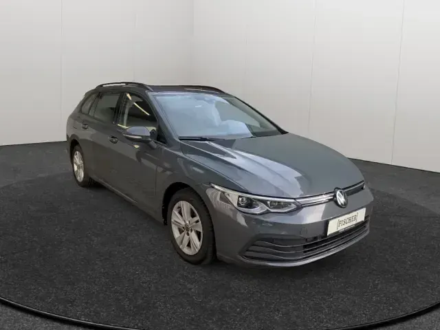 Gebraucht VW Golf VIII Life 116 PS (85 kW) 2023 Grau Kombi