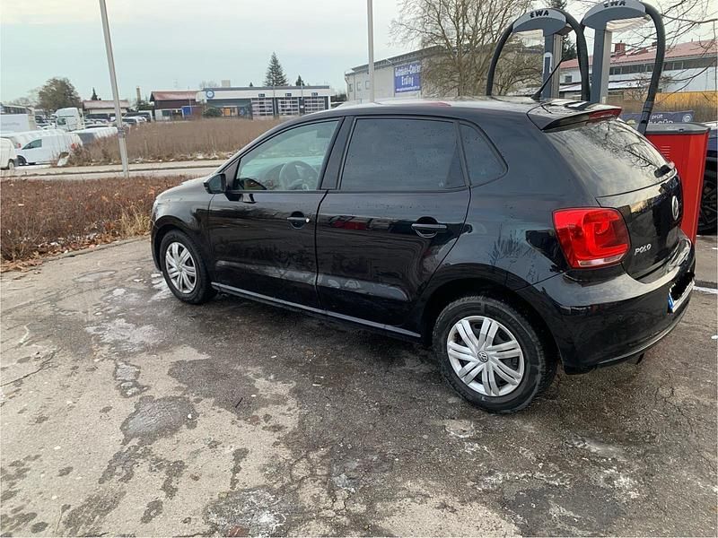 Gebraucht VW Polo 90 PS (66 kW) 2012 Schwarz Kleinwagen
