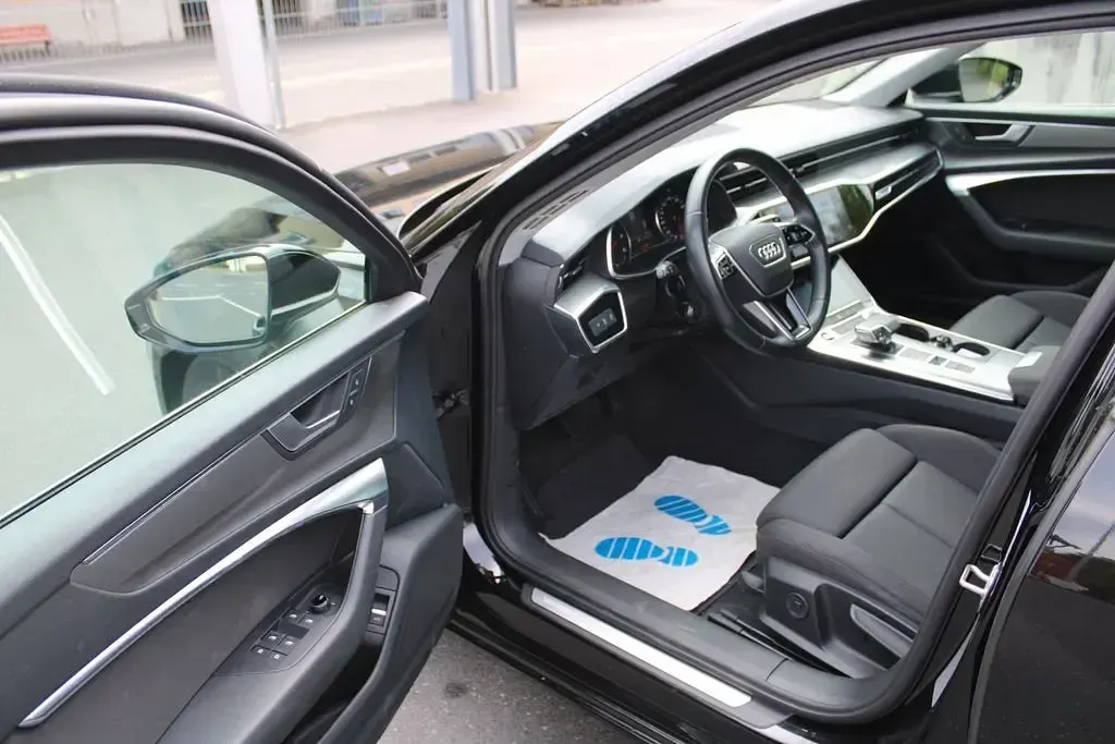Gebraucht Audi A6 Sport 204 PS (150 kW) 2021 Schwarz Kombi