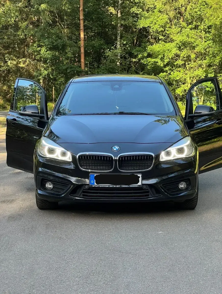 Gebraucht BMW 218 150 PS (110 kW) 2015 Schwarz Kombi