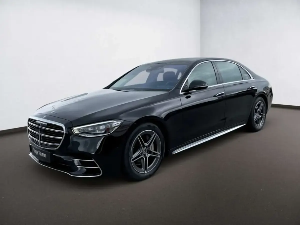 Gebraucht Mercedes S450 AMG 367 PS (269 kW) 2025 Metalliclack obsidianschwarz Limousine