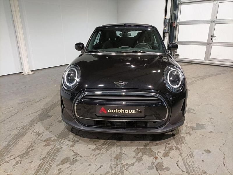 Gebraucht Mini ONE Essential 102 PS (75 kW) 2021 Schwarz Kleinwagen