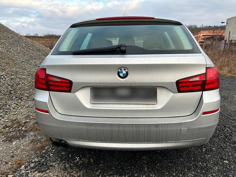 Gebraucht BMW 525 204 PS (150 kW) 2011 Silber Kombi