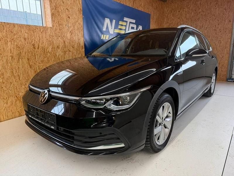 Schwarz Gebraucht 2022 VW Golf VIII Limousine | 21.490 € (Guter Preis) - Bild 1/4